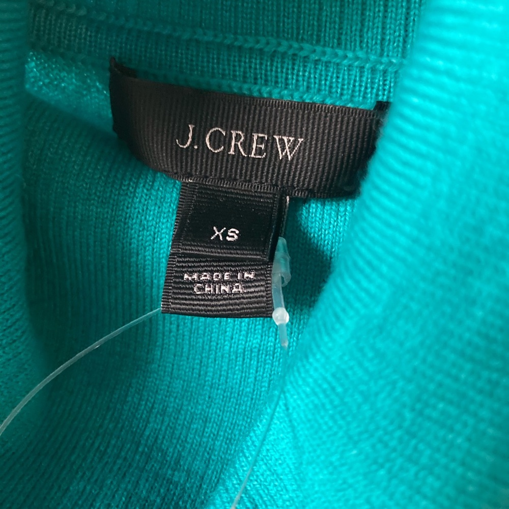 NWT J.Crew Merino Wool Turtleneck Sweater XS — damage - moth holes